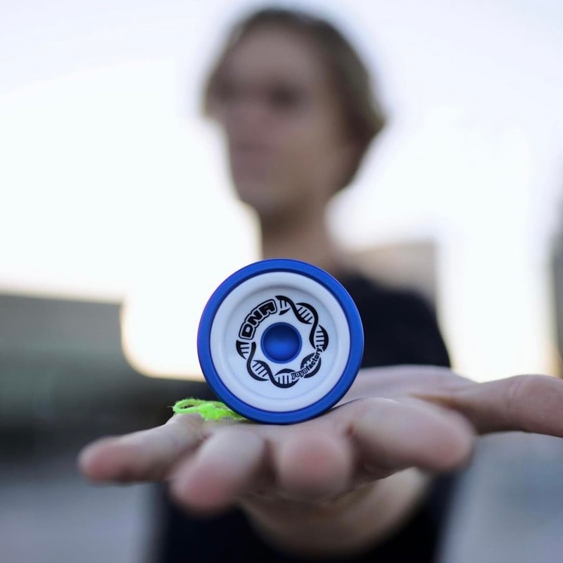 YoyoFactory Dna Yo-Yo - Rosso Nero (yoyo in Metallo, Corde,