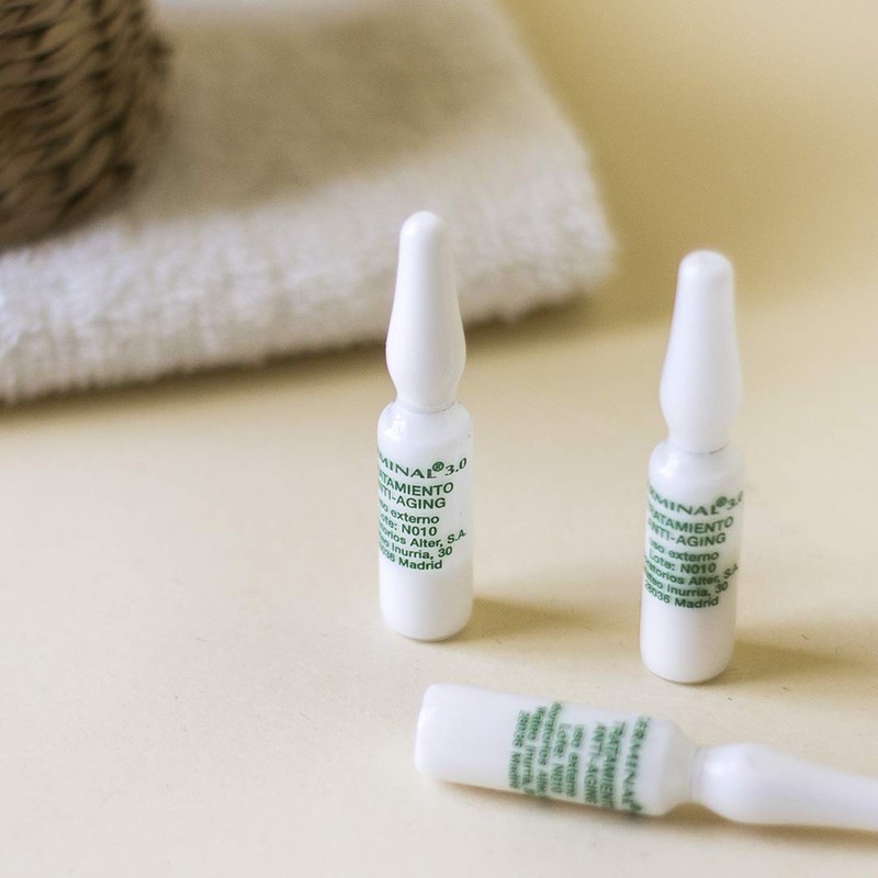 ACCIÓN PROFUNDA Anti-Ageing Games Mixtas y Grassas Ampollas 30 x