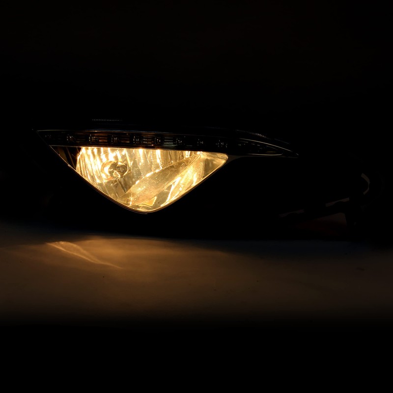 HECASA Right Fog Light Assembly Compatible with 2013-2017 Hyundai Genesis