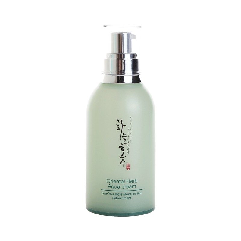 Moisturizing cream containing lake, refreshing and moisturizing - I thought