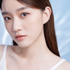 Stud Earrings Sterling Silver Earring Hypoallergenic Star Jewelry cute Cubic Zirconia Earrings Crystal Starburst Studs for Women teen Girls sensitive Ears ZHOU LIU FU