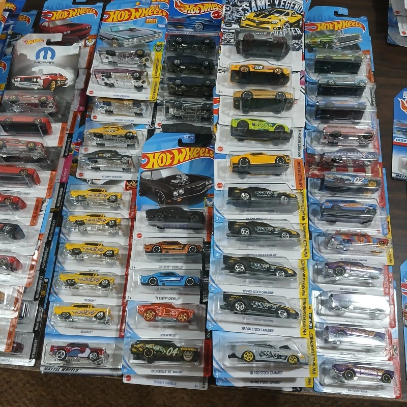 HOTWHEELS MAINLINE LOT OF 5 PICK AND CHOOSE MIX LISTING