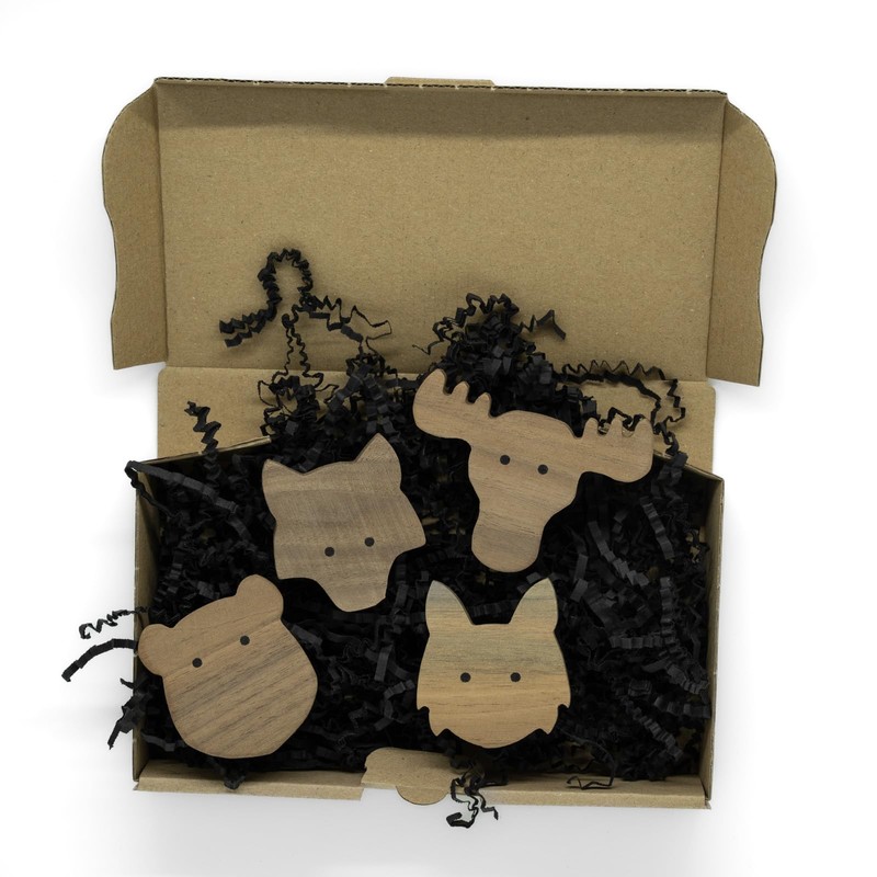 Scandinavian Animals Wall Hooks Made of Untreated Walnut Wood (Elk