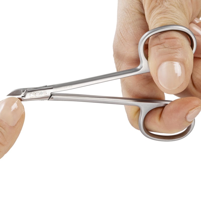 Remos Cuticle & Corner Nippers in Scissors Shape Made of