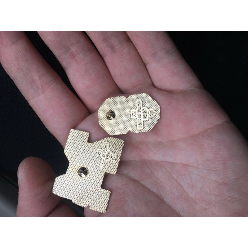 Original Kobe Bryant Gold Lakers 1.25" #24 KB Lpapel Pin