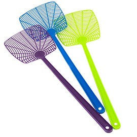 Chef Craft Select Plastic Fly Swatter, 18 inch 1 Piece, Color May Vary