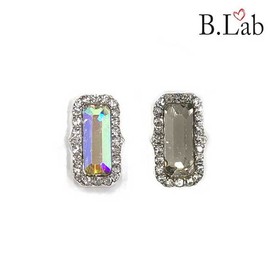 View Lab Rounded Square Luxury Nail Parts Stones Cubic Crystals Nail Supplies DIY Nail Decoration Nail Art Parts / 둥근 사각 럭셔리 네일파츠 스톤 큐빅 크리스탈 네일재료 셀프네일 네일꾸미기 네일아트파츠