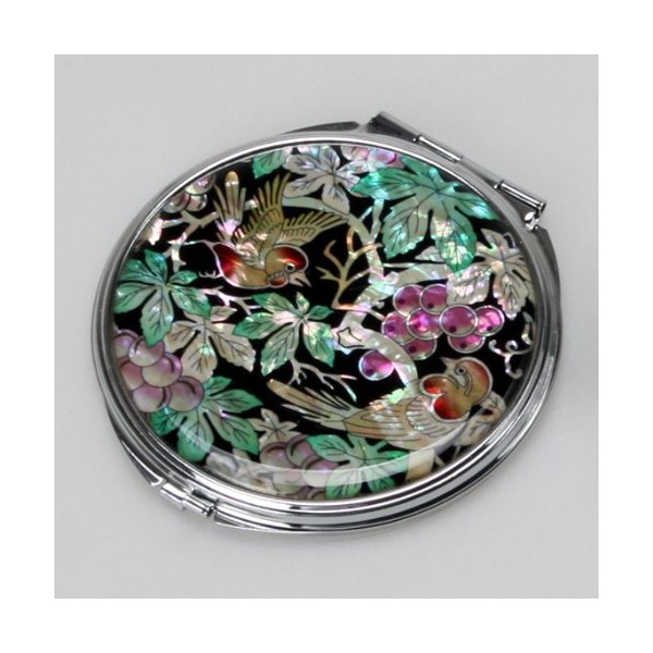 Double Compact Cosmetic Mirror Green Leaf Grape Design Round Mother of Pearl