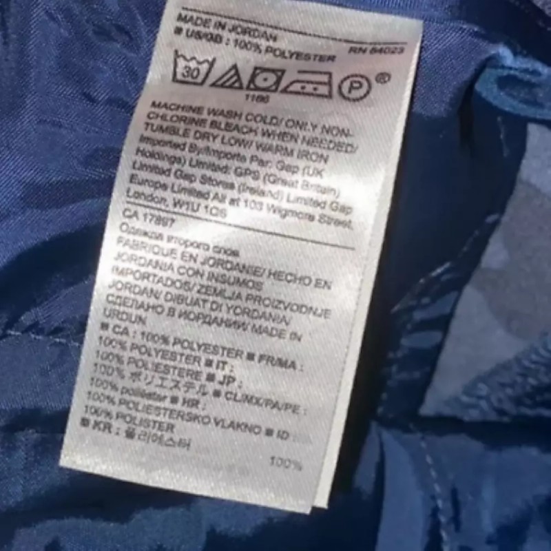 Banana Republic NWT $58 Banana Republic Blue 5" Inseam Camo