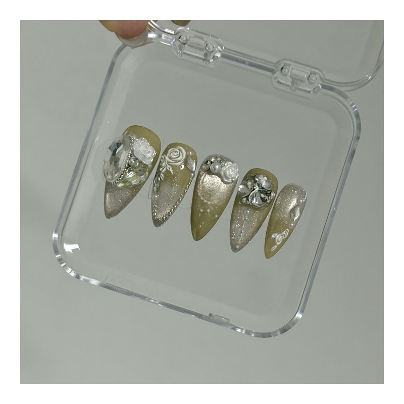 Magnetic Nail Golden Olive Beige✨ - L-Oval / 자석네일 골든