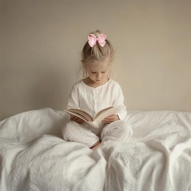 Bownita Girl's' Classic Handmade Grosgrain Hair Bow, Snag-free, No-Slip, Medium Size (Lt.Pink)