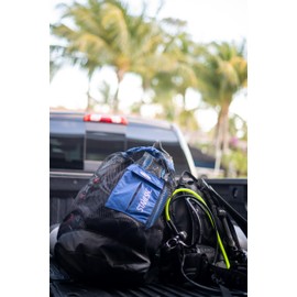 Stahlsac Bonaire Mesh Backpack: Big 142L size, ideal for dive gear, dry pockets, YELLOW