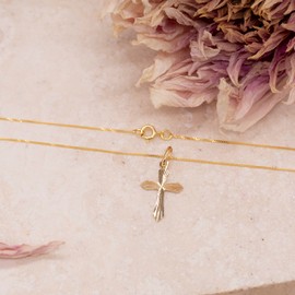 Carissima Gold Women's 9ct Yellow Gold Design Cross Pendant Necklace of 45.72cm