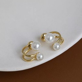 Unbranded 14k Gold Simple Design Pearl Stud Earrings