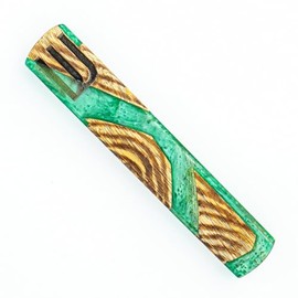 Godinger Wood Resin Mezuzah with Hebrew Shin Symbol – Handcrafted Doorpost Decoration for Indoor & Outdoor Use – Gift for Housewarming, Weddings, and Religious Celebrations, Green