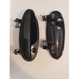 Massive Auto Parts-Replacement Part-Front Passenger Exterior Door Handle with Keyhole-Fits 2004-05 Classic/98-02 Intrigue/97-99 Cutlass/91-96 Regal /GM1311134 / 10439371/10439527 (1 Item)