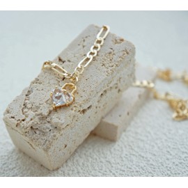 Jovialpixie 14K Gold Plated Heart Locket Necklace for Women – Elegant Minimalist Pendant with Adjustable 16"-18" Chain, Dainty Everyday Jewelry Gift for Her, Valentine’s Day, Birthday, Anniversary