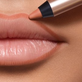 Lancme Delineador De Labios Lip Idle Mate 1.2g 21 Throwing Beige                                                                                      