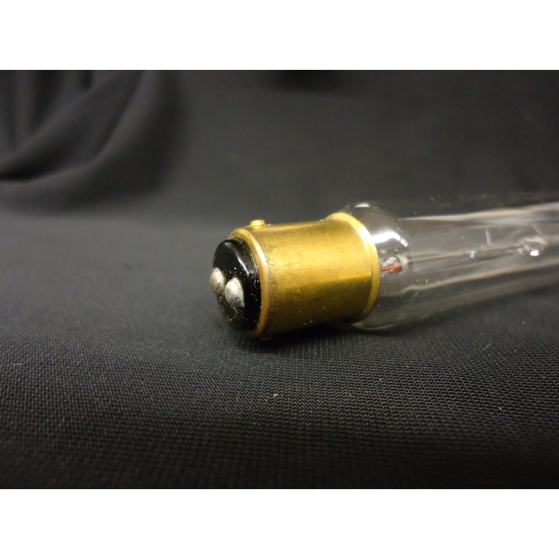 Halco 09022 - T6.5CL20DC Double Contact Bayonet Base Exit Light