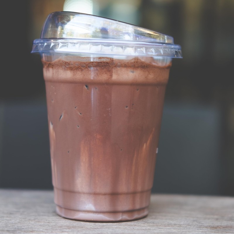 AIOS 50 x PET Takeaway Cups with Sip Through/Sip Thru