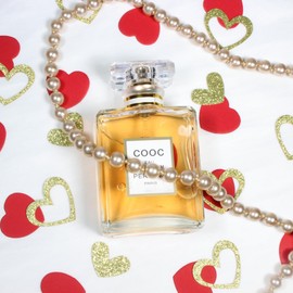 Blopee Heart Shaped Confetti, Red Heart Confetti and Gold Heart Confetti for Valentines Day, Wedding, Engagement, Anniversary, Bridal Shower, 280 pcs Glitter Heart Confetti for Tables Decorations