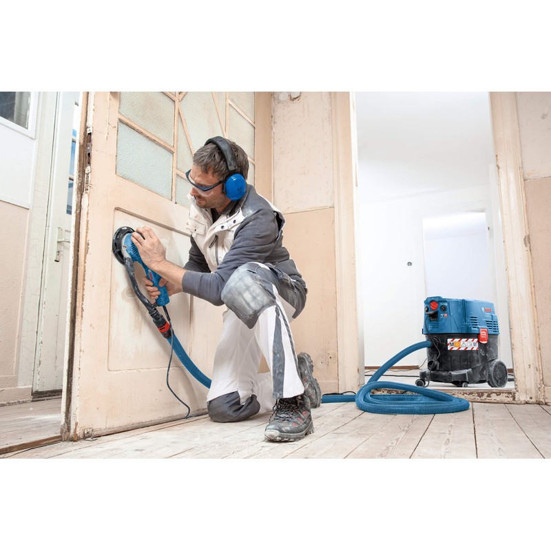 Bosch 2608601334 Grinding Plate Multi-Hole Hard 150mm in Black/Blue