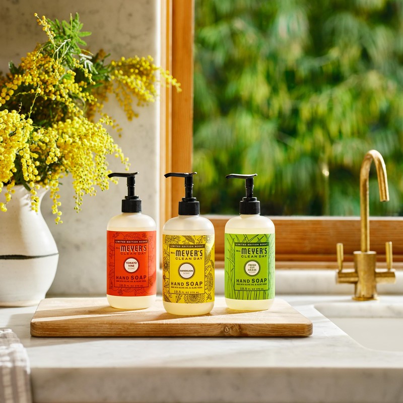 MRS. MEYER'S CLEAN DAY Liquid Hand Soap, Tomato Vine Scent,