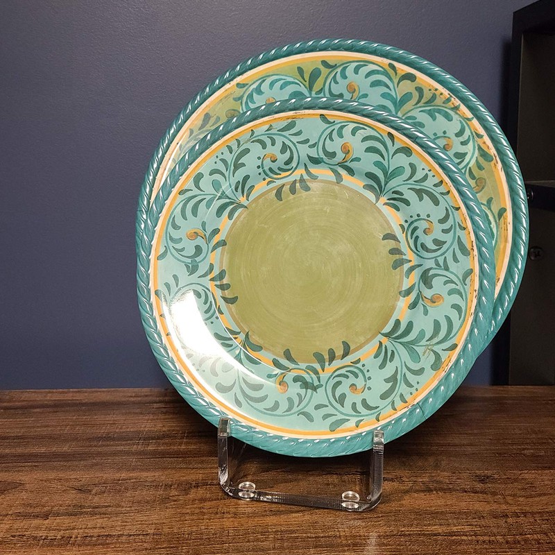 OnFireGuy 2 Plate Dinnerware Display Stand for Kitchenware Plates Platters