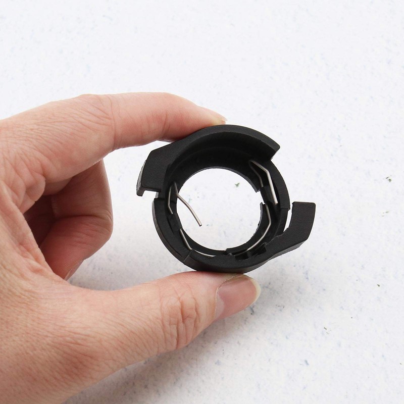 Create idea 2 x HID H7 LED Lamp Socket Adapter