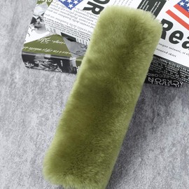 OGLAND Genuine Sheepskin Soft Fuzzy Car Seat Belt Pad, Comfy Fluffy Seatbelt Cover for Shoulder Pad Neck Cushion Protector Car Accessories Woman Man Girls Kids(1pcs/Pea Green)