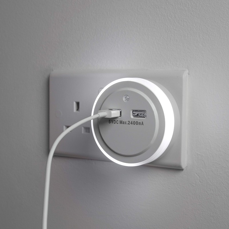 Benross LED Plug in Night Light with Dual USB Charger,