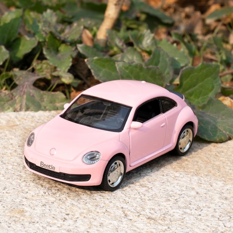 2012 Volkswagen Beetle Toy Car, 1:36 Scale Aluminium Model Car,