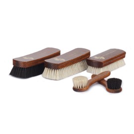 Langer & Messmer 5-piece Shoe Care Set with Brushes of horsehair and goathair for Smooth Leather - your Shoe Brush Set for the professional shoe care