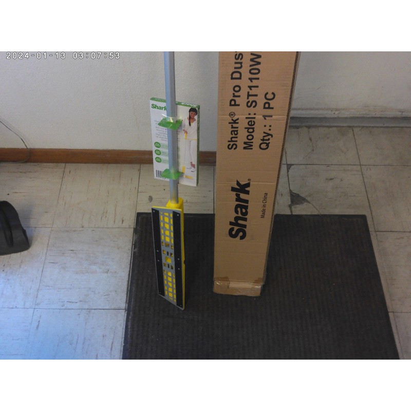 Shark Pro Duster with microfiber cloth NEW