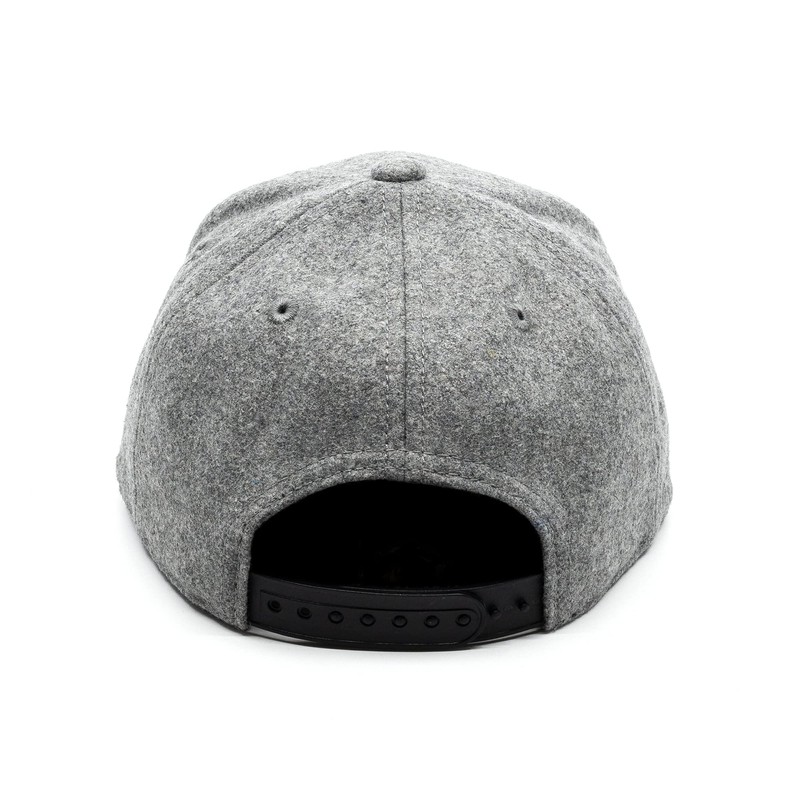 Hand und Feuer Snapback Cap Children's Naughty Badger, lightgrey