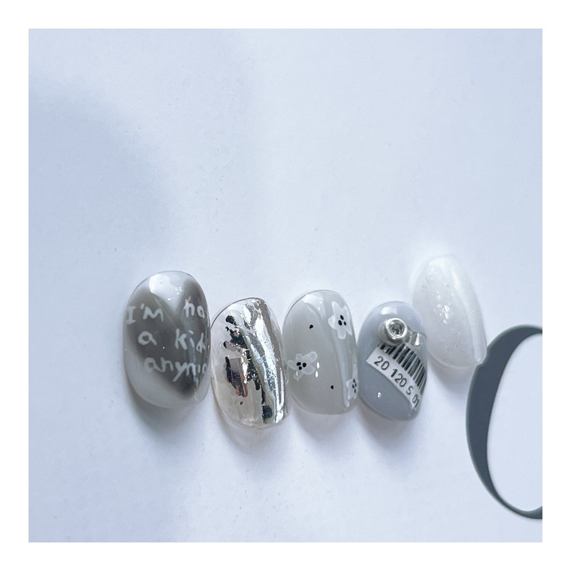 ᴵ'ᴹ ᴺᴼᵀ ᴷᴵᴰ - Petit Round / ᴵ'ᴹ ᴺᴼᵀ ᴷᴵᴰ