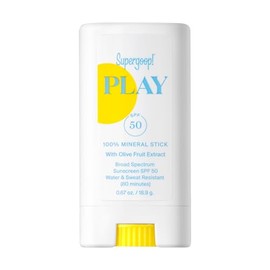 Supergoop! PLAY Mineral Stick SPF 50 - Protector solar facial de amplio espectro para llevar, resistente al agua, vegano