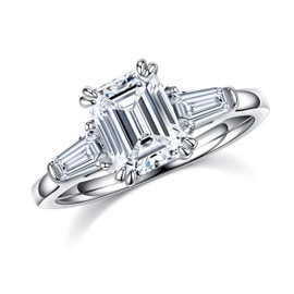 MOOSEA Moissanite Promise Rings for Her, 2ct Emerald D Color VVS1 Clarity Lab Created Moissanite Engagement Rings 14K White Gold Vermeil Double Claw Moissanite Wedding Rings for Women Mom Wife Gifts