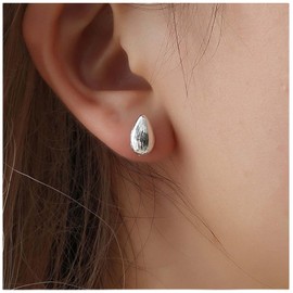 Yheakne Boho Teardrop Stud Earrings Silver Dewdrop Post Earrings Vintage Teardrop Earrings Minimalist Tiny Stud Earrings Jewelry for Women and Girls