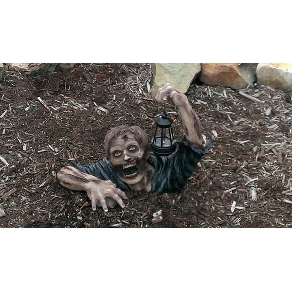 Twilight of the Dead Zombie Solar Light