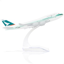QIYUMOKE 1/400 747 Diecast Metal Model Airplane Cathay Pacific B747 Model Plane with Stand (6 in L) Alloy Boeing 747 Model Airplane Gift for Aviation Enthusiasts or Desktop Display Decorations
