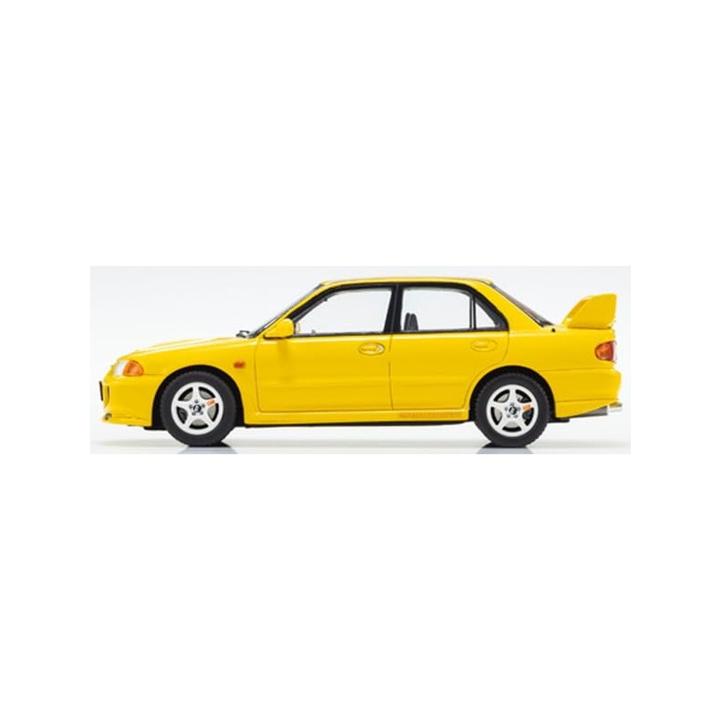 Kyosho Original 1/43 Mitsubishi Lancer Evolution III Yellow Finished Product
