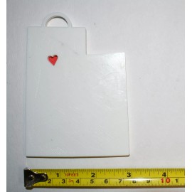 UTAH STATE OUTLINE SALT LAKE CITY RED HEART CUTOUT HANGING ORNAMENT USA PR244-UT