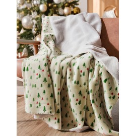 Christmas Sherpa Blanket Throw Size - Reversible Sherpa Fleece Blanket - Super Soft Double Sided Throw for Bed, Sofa, Couch - Thick, Warm, Cozy & Plush - Xmas Winter Bedding - Christmas Trees, 50x60