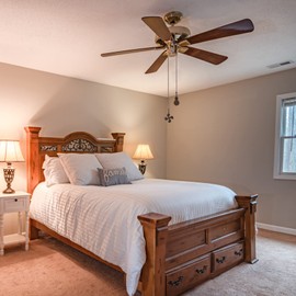 4PCS Ceiling Fan Pull Chain,14" Ceiling Fan Chain Extra Long with 4 Leaf Light Bulb,Pull Chain Extension with Ball Chain Connector,Lighting Beaded Ball Chain Pendant Decoration (4*Red Bronze)