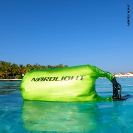 Nordlight Dry Bag 15 L Waterproof Bag – (Transparent) Waterproof Pack Bag with Roll Top Closure and Shoulder Strap for Swimming, Bathing, Beach, Canoeing, Stand-Up Paddling, Diving