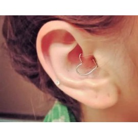 Unbranded 18G Titanium HEART EAR CARTILAGE EARRING TRAGUS HELIX CLIP HOOP DAITH RING hoop