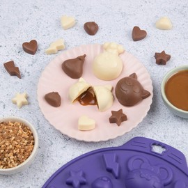 Chefclub Kids Non Stick Silicone Mold - 21 Fun Shapes for Chocolate, Ice Cream & Jelly - Montessori-Inspired Baking Tray for Holiday Treats, Food Grade, BPA-Free, Dishwasher & Freezer Safe