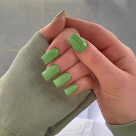 SXVME Saint Patrick's Light Green False Nails Medium Short Square, Press on Nails Medium Glossy Gel Full Cover Fake Nails Solid Color Natural Fit Reusable Acrylic Nails for Women Daily Wear, in 24 Pcs
