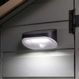 Superbright Welcome & Security Light PIR 200L Sentry Light